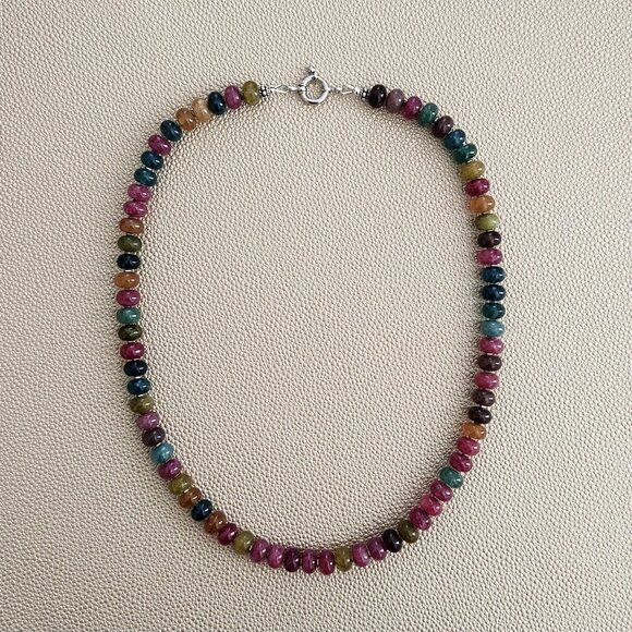 MULTI COLOR JEWEL TONE JADE NECKLACE--18" - Picture 2 of 2